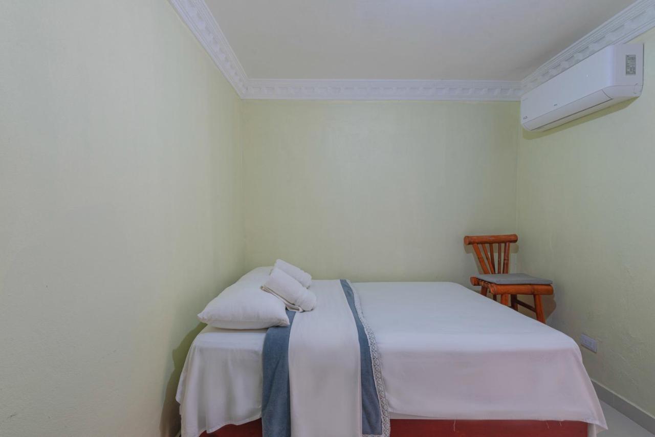 Bnb Tropical Island Aparthotel - Corales Del Sur - Santo Domingo Este La Viva Εξωτερικό φωτογραφία