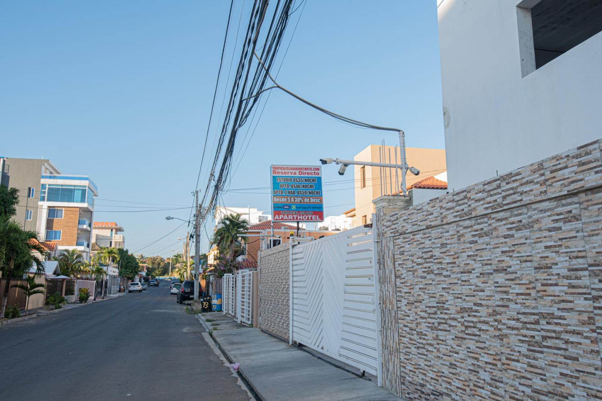 Bnb Tropical Island Aparthotel - Corales Del Sur - Santo Domingo Este Εξωτερικό φωτογραφία